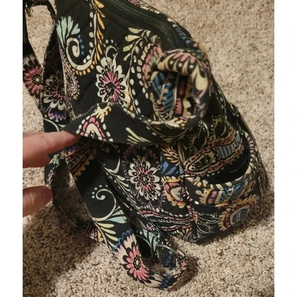 Vera Bradley Fun floral pattern purse